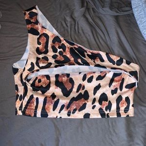 Off the shoulder cheetah shirt